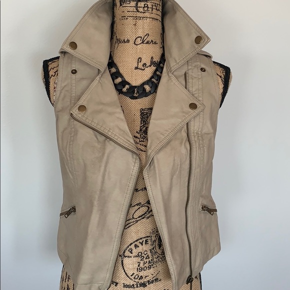 American Rag - Picture 3 of 8